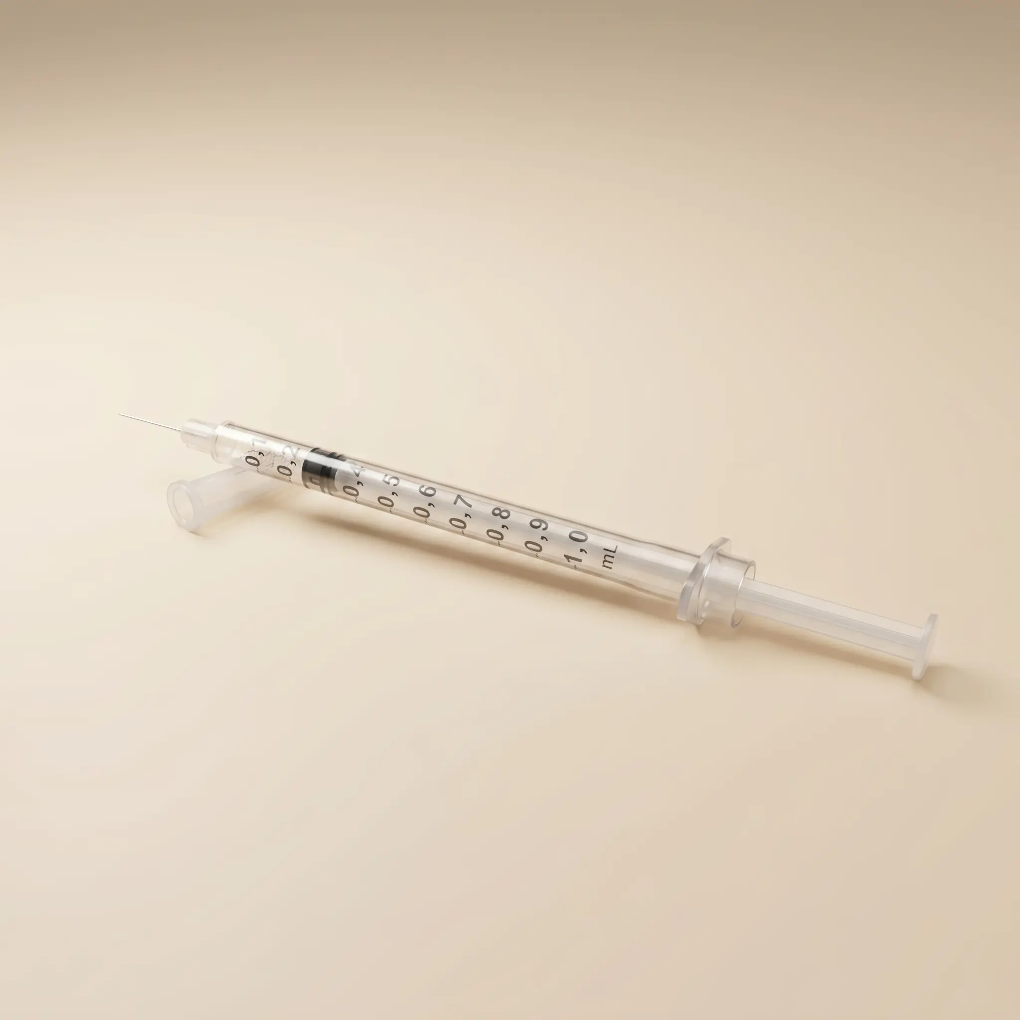 SpritzeMitKanule1ml Spritze 1 ml mit Kanüle zum Dosieren kleiner Flüssigkeitsmengen